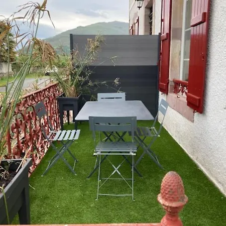 Appartement Entier, Terrasse, 4 Personnes Sur Le Gr10 Saint-Etienne-de-Baigorry Exterior photo